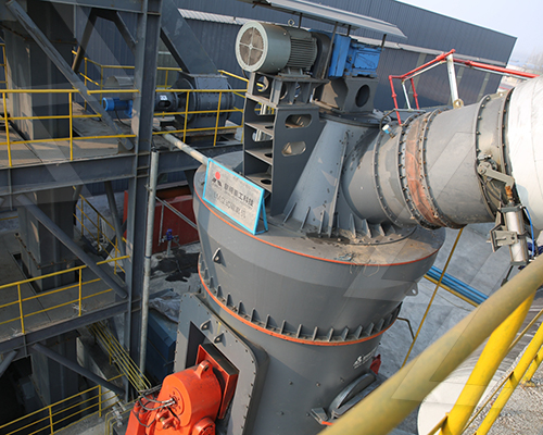 How to choose lithium pyroxene grinding equipment selection?