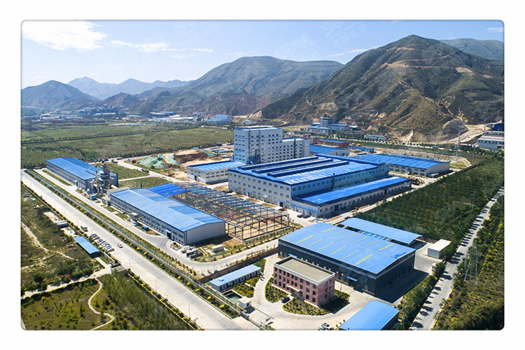 How much can a complete set of sandstone production line equipment produce in a day