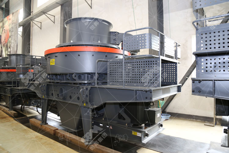 How much does a set of sand making machine with an output of 30 tons per hour cost?