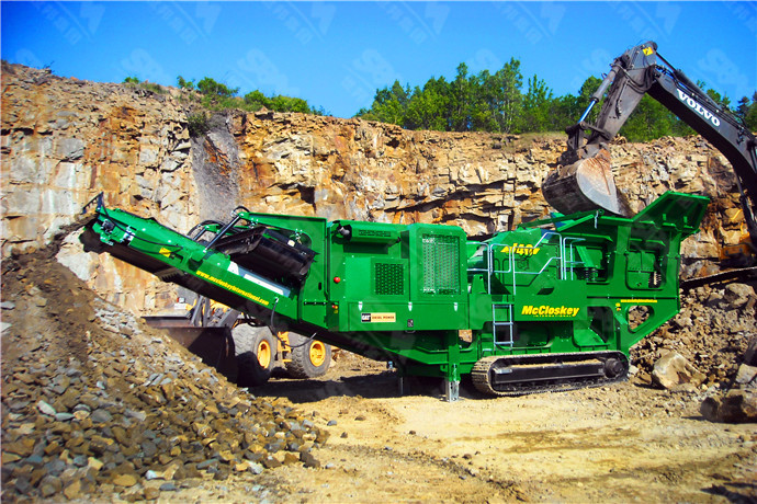 How much does the bluestone processing equipment cost from 100 to 200 tons per hour? Is there a mobile crusher for bluestone?