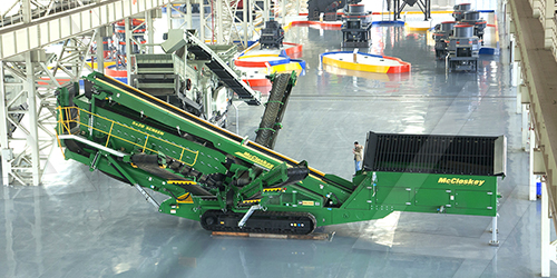 How to configure the iron ore crushing production line with a hourly output of 100 tons?How much does this cost?